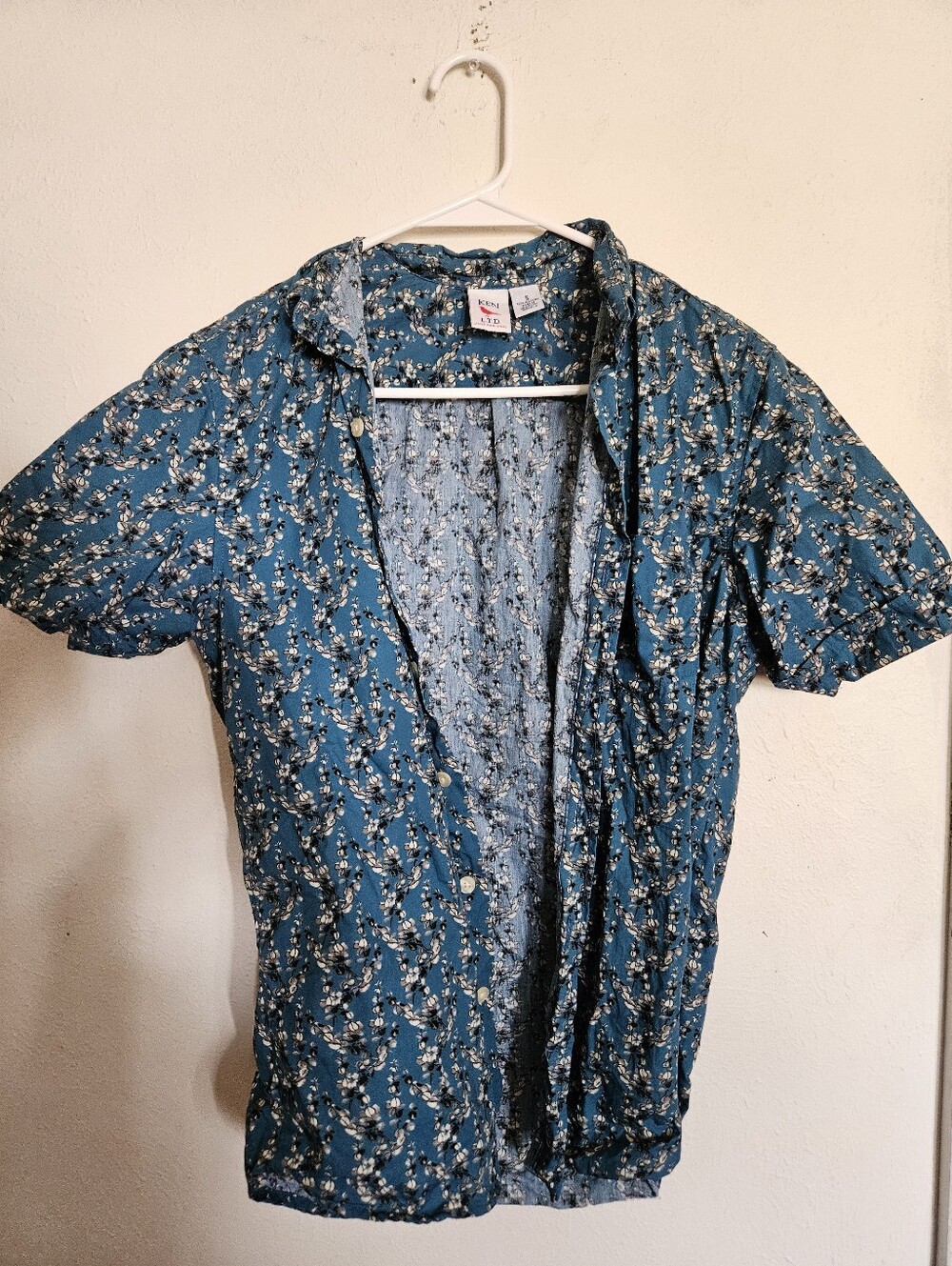 Men's Teal Floral Short-Sleeve Button-Down Shirt
